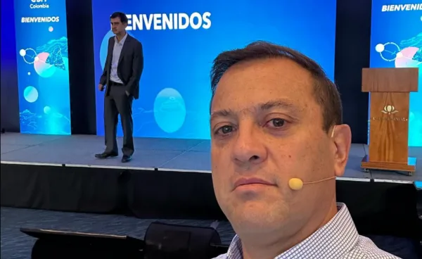 Samir Estefan, keynote speaker for corporate events on Estrategia Empresarial