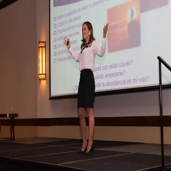 Nadia Vado, keynote speaker for corporate events on Corporate Mindfulness