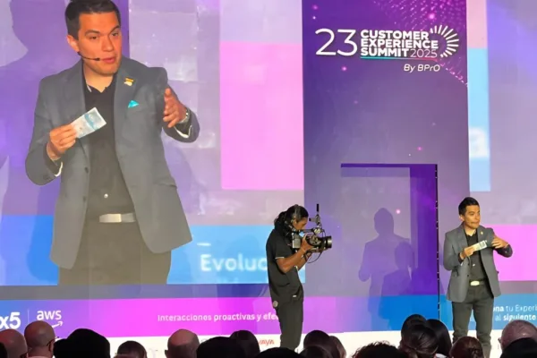 Germán Arciniegas, keynote speaker for corporate events on Corporate Magic