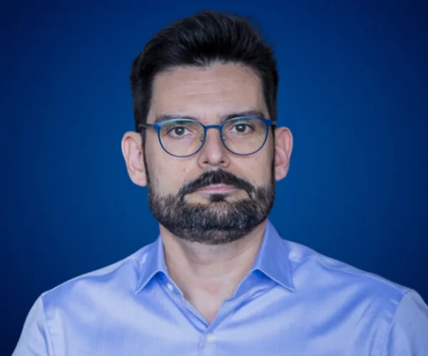 Albert Cervelló — Speaker in Global English