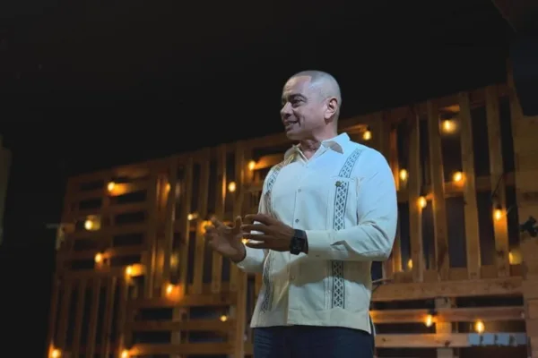 Julián Aguilar Estrada, keynote speaker for corporate events on Business Culture