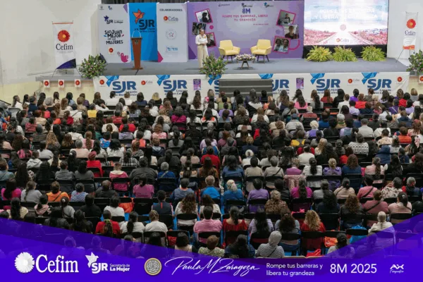 Paula Morelos Zaragoza, keynote speaker for corporate events on Unconditional Love