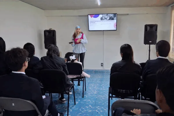 Brenda Caballero, keynote speaker for corporate events on Augmented Creativity