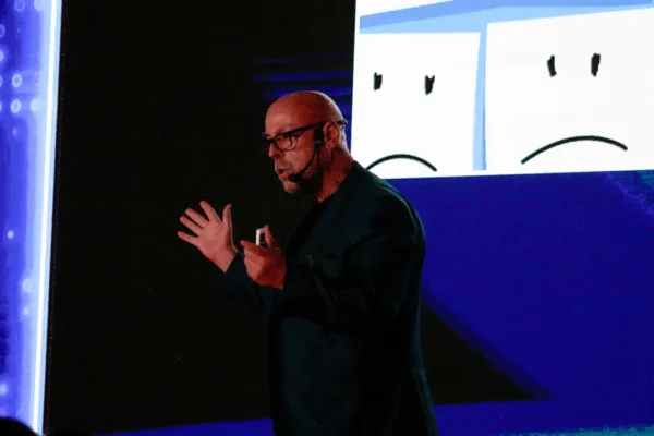 Sal Barrena, keynote speaker for corporate events on Radical Optimism