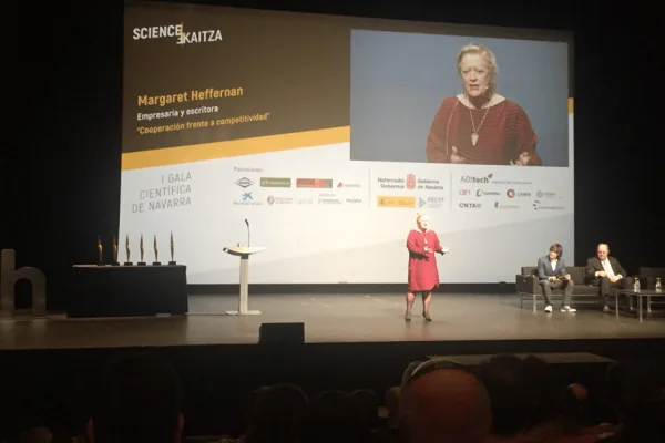 Margaret Heffernan, keynote speaker for corporate events on Business Productivity