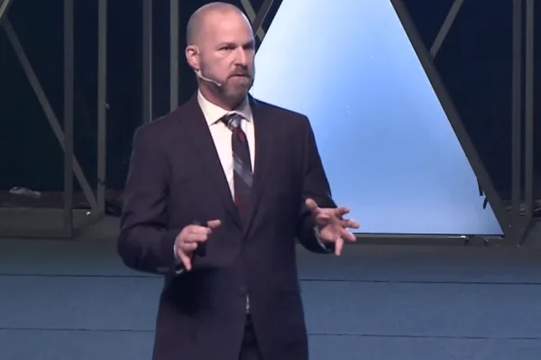 Paul Krismer, keynote speaker for corporate events on Organizational Happiness