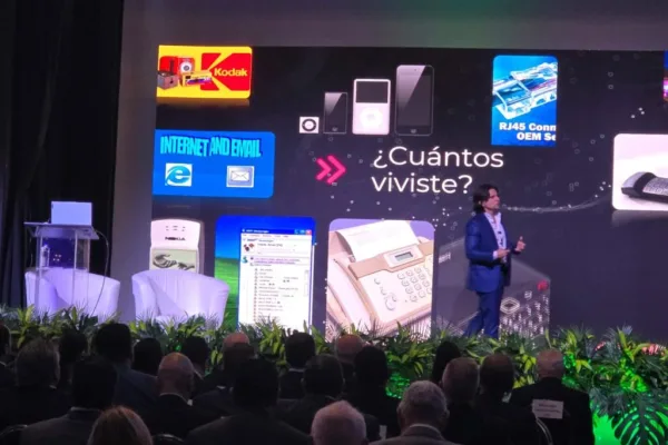Alejandro Medina, keynote speaker for corporate events on Digital Transformation