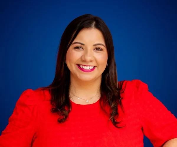 Adriana Castro Bolaños — Speaker in Global English