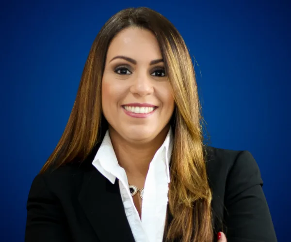 Delia Beato — Conferencista de Trabajo en Equipo