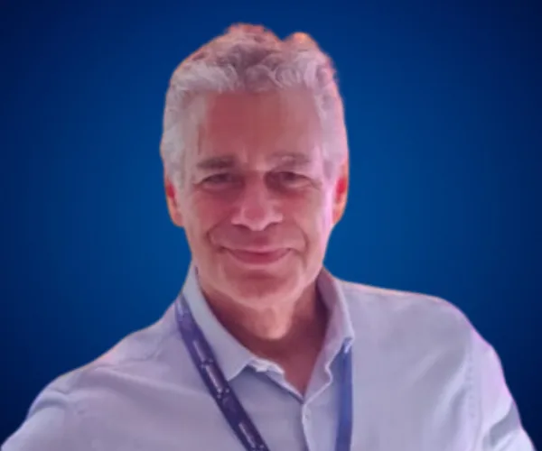 Alejandro Delobelle — Speaker in Global English