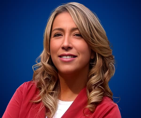 Jennifer Warner — Conferencista de Liderazgo